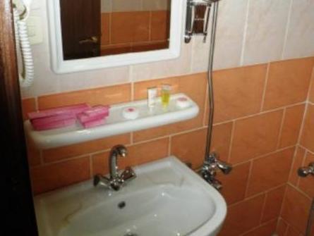 Al Farhan Hotel Suites - Al Salam Riaad Buitenkant foto