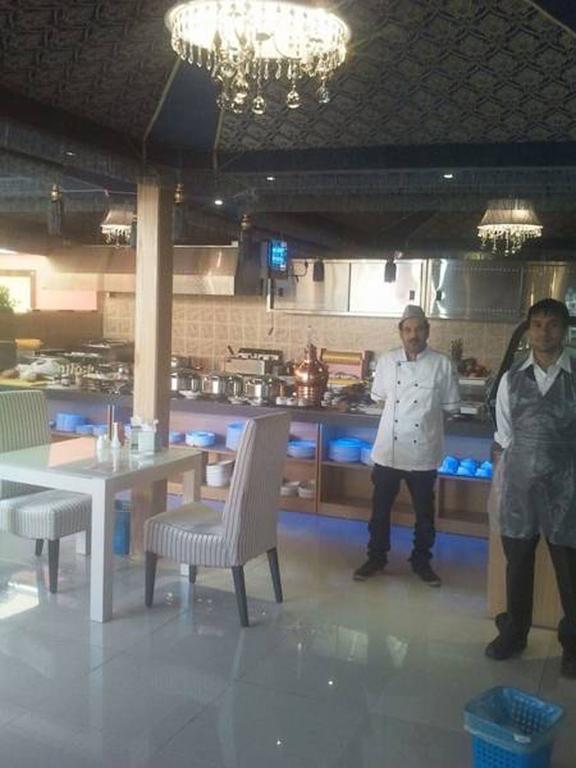 Al Farhan Hotel Suites - Al Salam Riaad Buitenkant foto